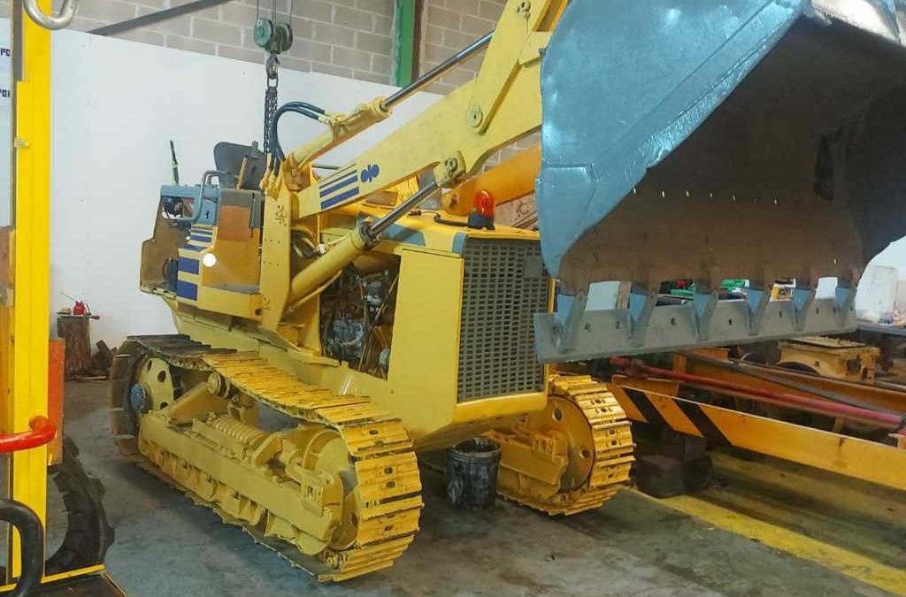 KOMATSU CARGADORA ORUGAS D 31 S USADA